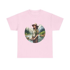 T-shirt Girl Scouts vissen, cadeau vissen, shirt vissen voor haar, cadeaus vissen minnaar, zwaar katoen uniseks T-shirt afbeelding 8
