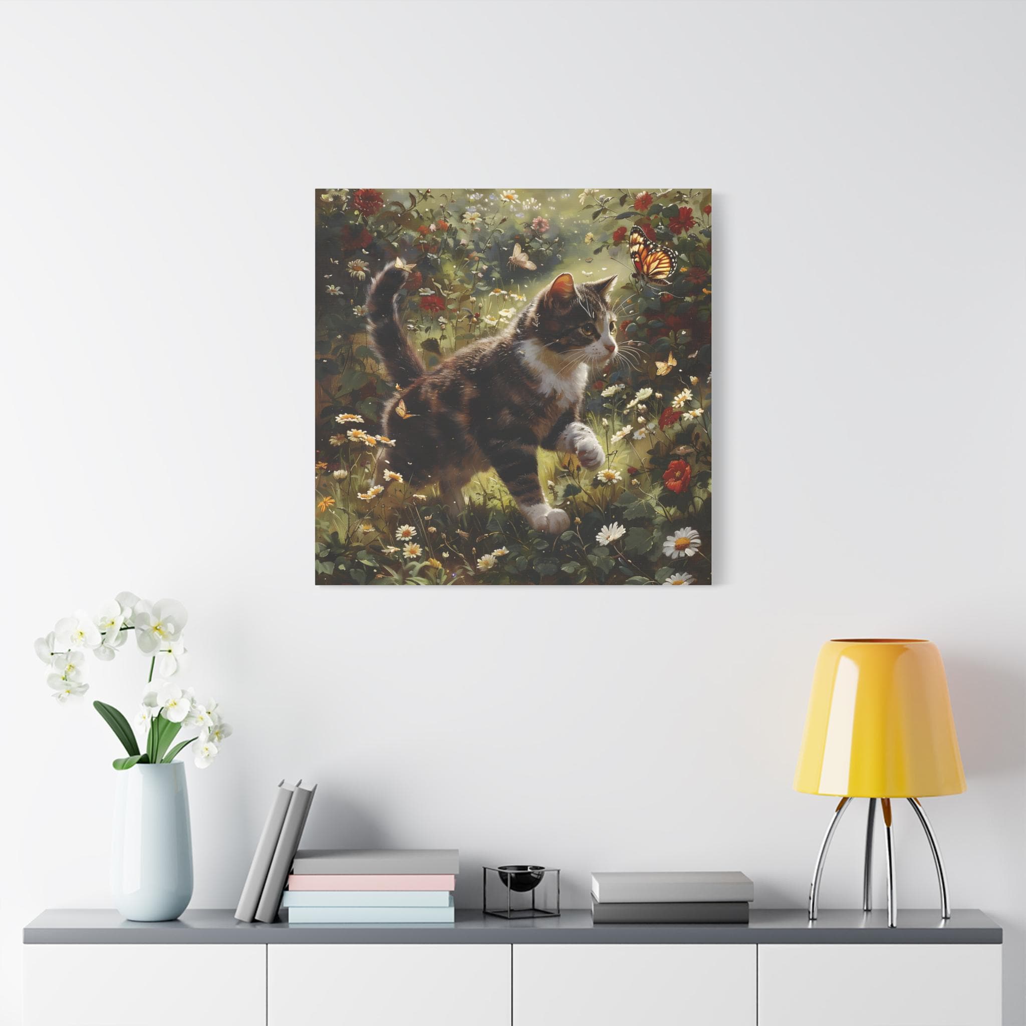 花畑で蝶を追いかける可愛い猫の油絵（キャンバスウォールアート