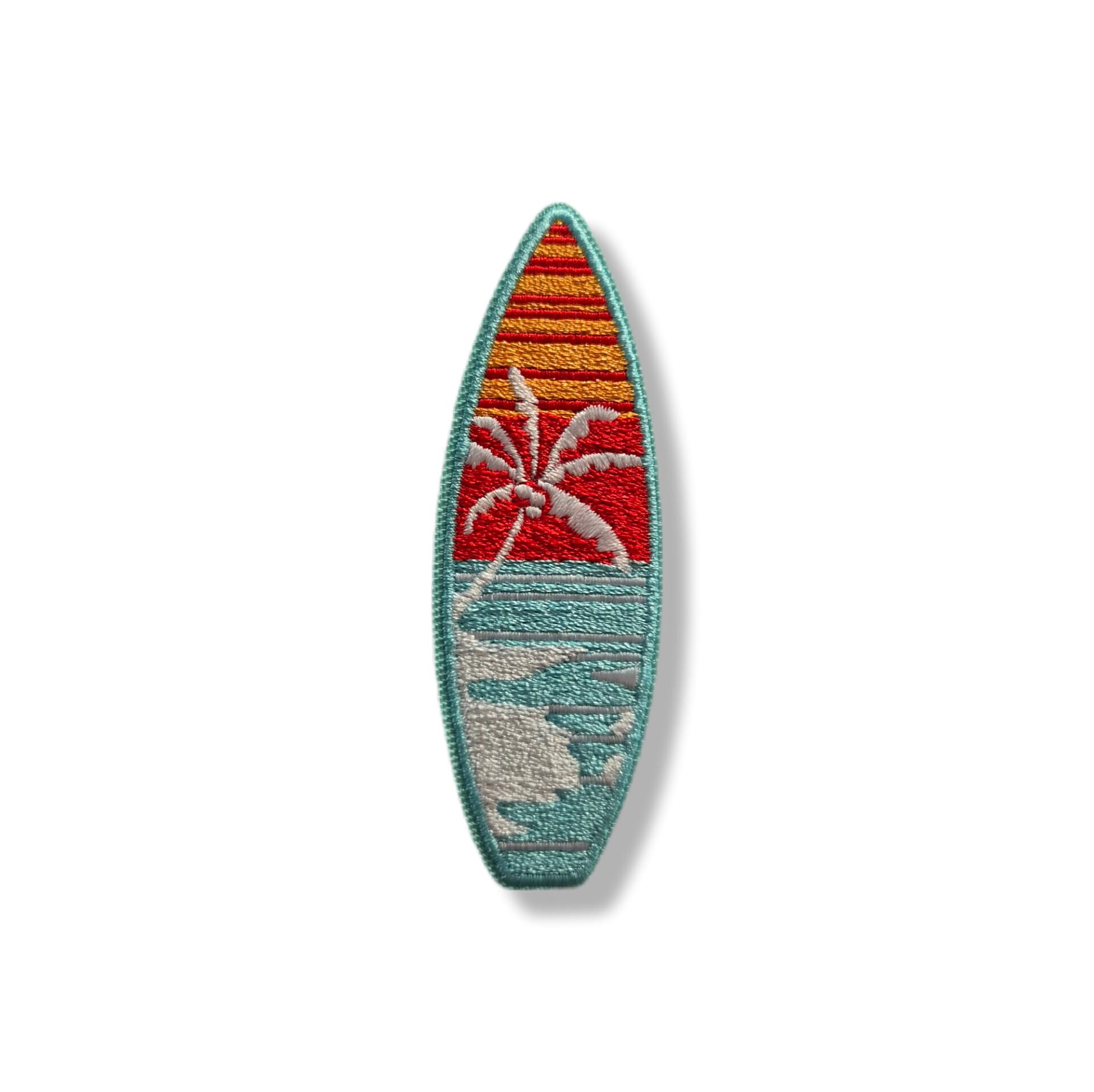 Patch Brodé Thermocollant Requin Surf - 10 X 7,5 Cm | Décor Plage, Veste, Sac, Casquette | Fixation Au Fer à Repasser