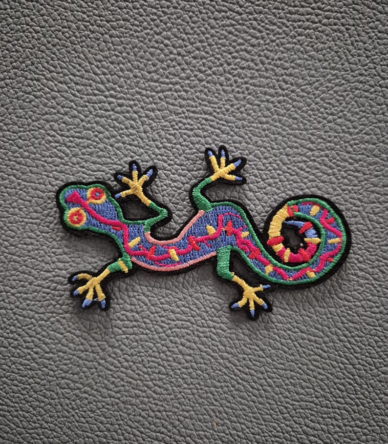 Salamander, salamandermärke, strykmärke, emblem, broderad, lapp, strykmärke, salamander strykmärke bild 1