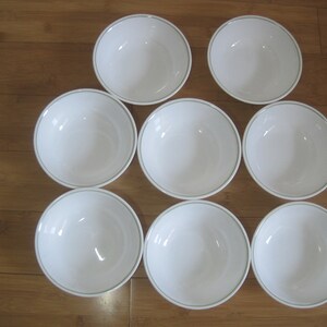 8 Vintage Corelle "Holly Days" 6 1/4 inch Cereal Bowls, Green Trim