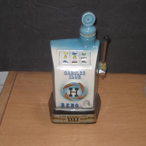 Vintage 1968 Jim Beam Decanter Bottle Harolds Club Reno Slot Machine Empty
