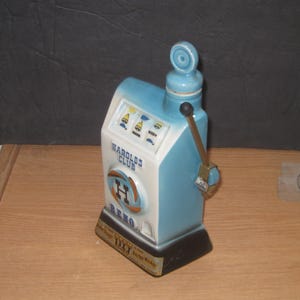 HAROLD'S CLUB RENO Slot Machine Bottle 1968 Empty Jim Beam Collectible Decanter