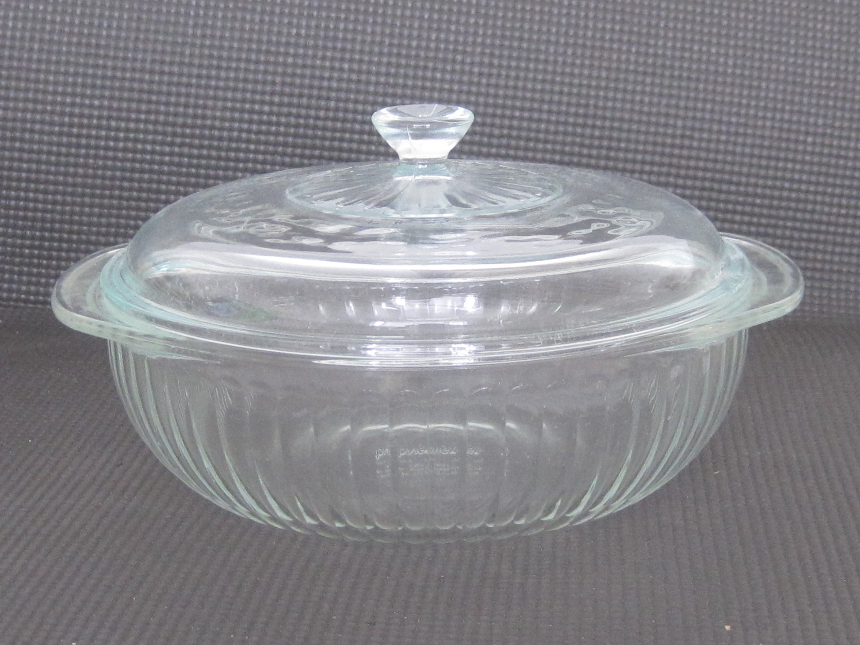 Pyrex Lid only 624C for 2 Qt Round Casserole 8 3/4 Marked 024. Etsy