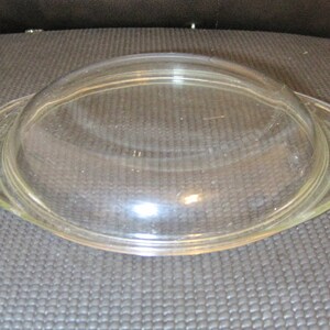 PYREX Lid 683C18 For 1 1/2 Qt. Round Pyrex Casserole 023,  7 3/4&quot; across.