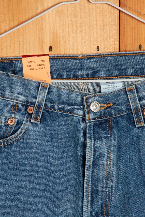 Vintage Levis 501 Jeans Deadstock (with original … - image 3