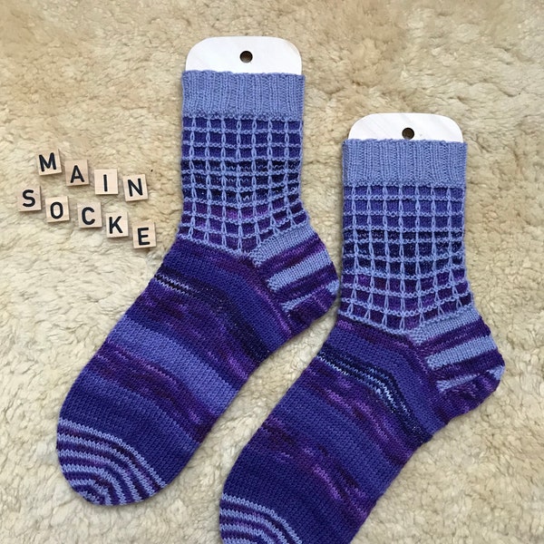 Handgestrickte Socken, Größe 40-41, Hebemaschen in lila