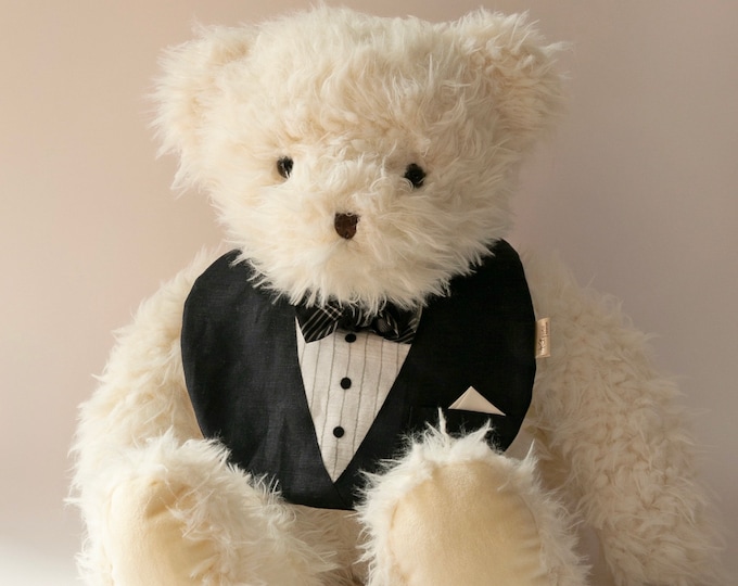 Tuxedo bib, Formal bib