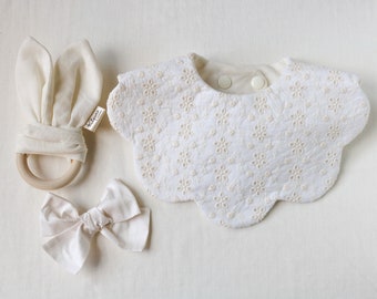 White Scalloped Bib,Flower lace