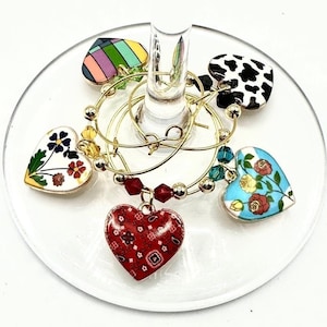 Retro Hearts Wine Charms, Valentine Wine Charms, Love Wine Charms, Love Hearts Wine Charms, Wine Glass Decor - Set Of 5
