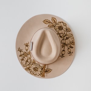 Hand Burned Wide Brim Fedora, 100% Wool Felt, Sun Protection UPF 50+, Camel Brown Summer Cowboy Hat, Wild Roses, Handmade, Custom