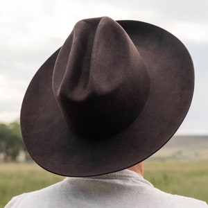 Mens Felt Cowboy Hat, Wide Brim Cattlemans Crease, Fedora, Personalizable, Customizable image 3