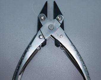 Pince à bec plat à action parallèle - Outil professionnel de fabrication de bijoux pour la réparation de fils métalliques, de tôles, de perles, de travaux manuels, de bricolage et de bijoux