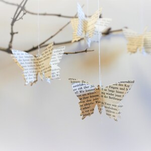 Zarter 3D Schmetterling aus Papier - Papierschmetterling - Frühlingsdeko - Osterdekoration -Fensterdeko - Frühling - Fensterdeko - Upcycling