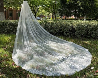 Vintage Sequined White/Ivory Lace Wedding Veil,Sparkly Cathedral Veil,Long Bridal,Soft Sequined Beading Chapel Veil,Wedding Veil with Comb
