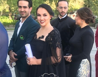 Luksusowa peleryna na ramiona z koralikami, gotycki czarny welon ślubny, peleryna na welon ślubny, skrzydła na ramiona z koronki kwiatowej, peleryna z tiulu, długa peleryna na ślub