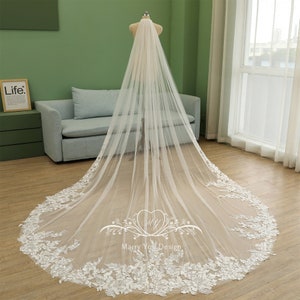 Flowery Lace Trim Wedding Veil,Flower Applique Wedding Veil,Floral Lace Bridal Veil,Cathedral/Chapel Embroidered Transparent Sequined Veil