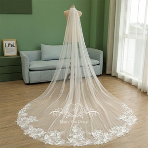 Flowers Lace Wedding Veil,Floral Lace Bridal Veil,Flowery Wedding Veil,Dreamy Veil for Lawn Wedding,Single Layer Veil,Cathedral Length Veil