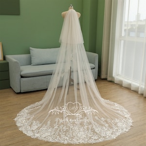 Luxury Bridal Veil for Classic Wedding,Floral Edge Lace Bridal Veil,Boho Floral Wedding Veil,Cathedral Veil with Blusher,Wedding Veil