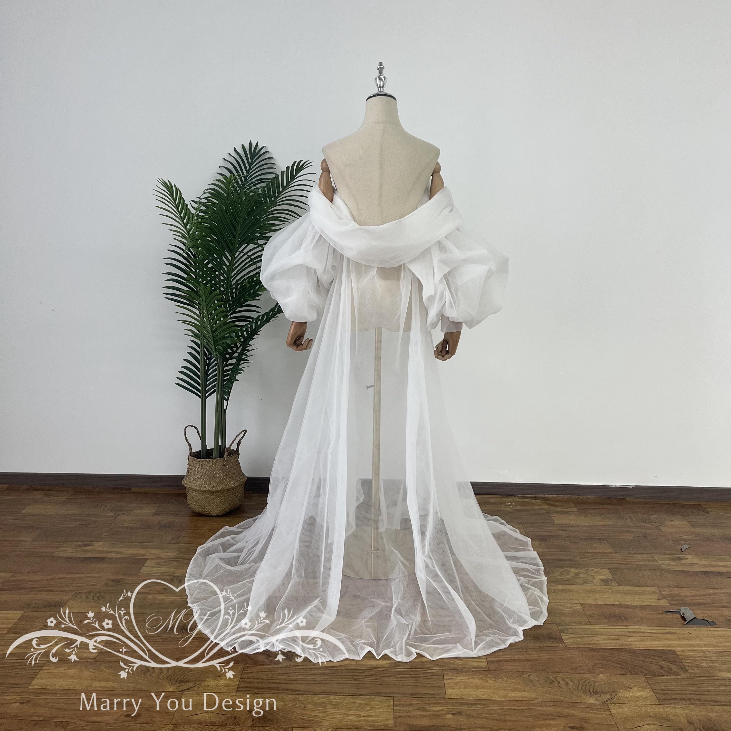 Long Sleeve Backless Lace Wedding Dress