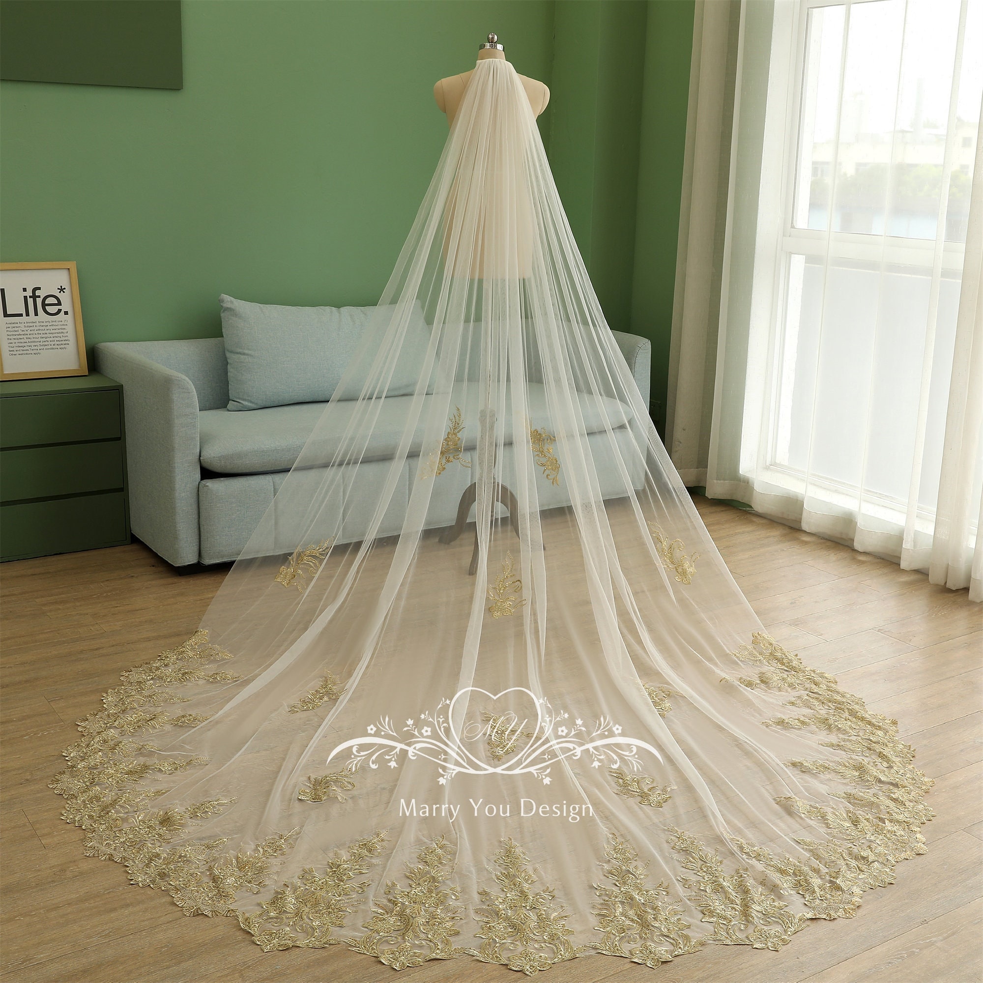 Wedding veils with gold trim deals