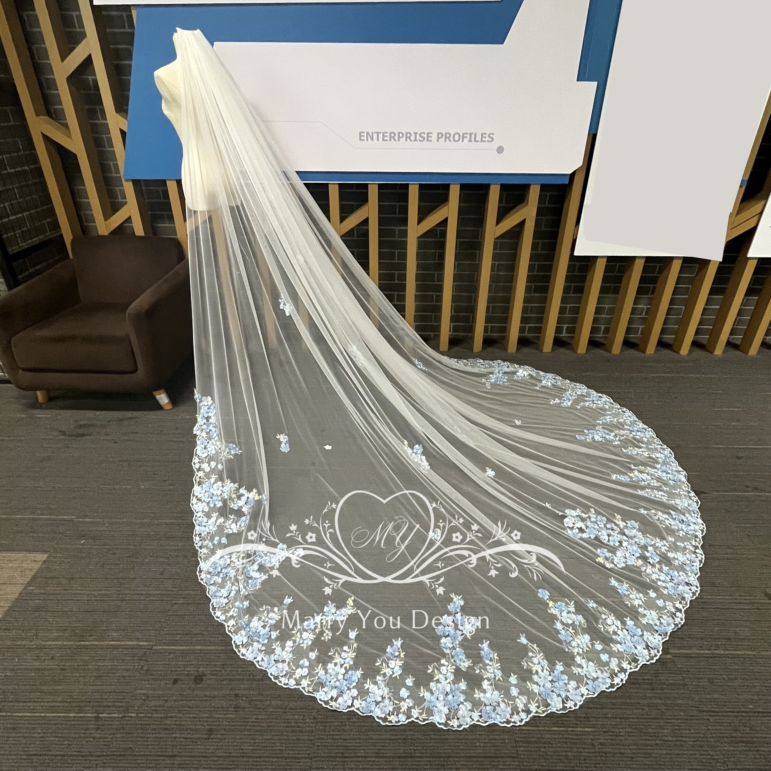 Dreamy Ocean Theme Wedding Veil blue Floral Lace Wedding Veil edge dreamy-ocean-theme-wedding-veil-blue-floral-lace-wedding-veil-edge