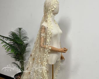 Celestial Wedding Juliet Cap Veil with Stars Pendants,Moon & Stars Bridal Veil