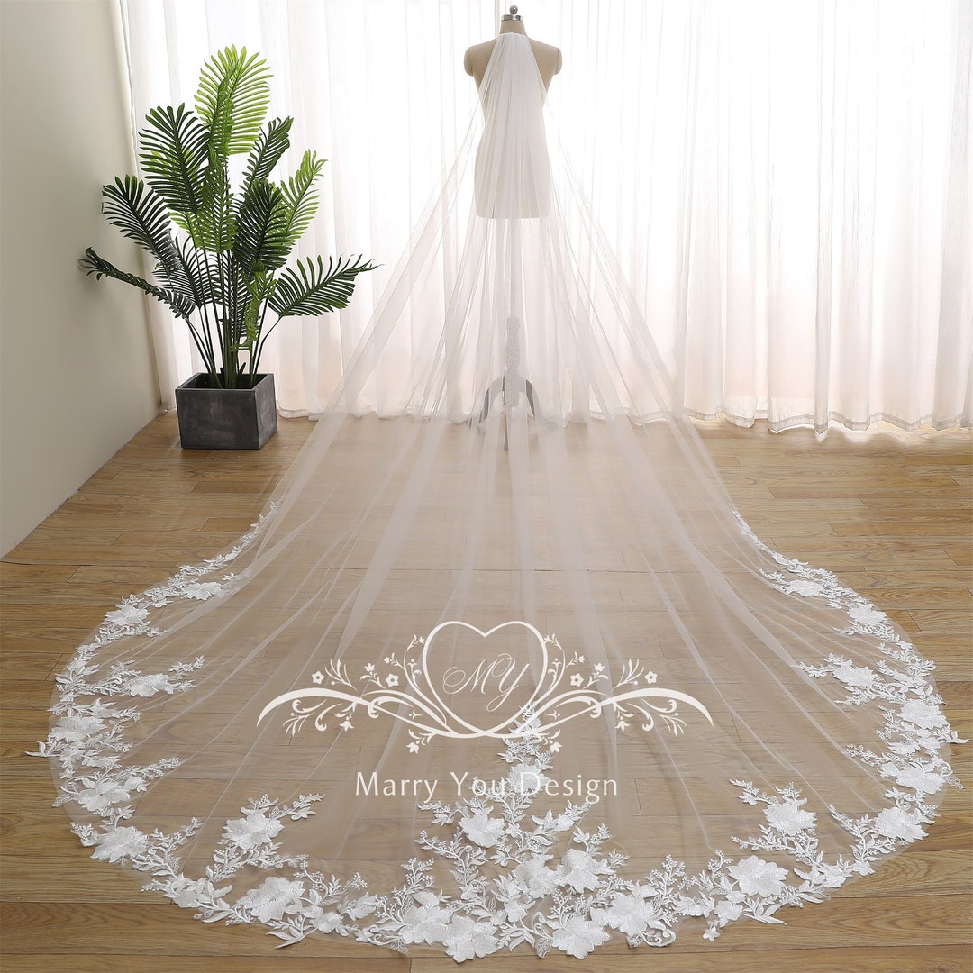 Elegant Simple Floral Vintage Pearls Bridal Veil, S358