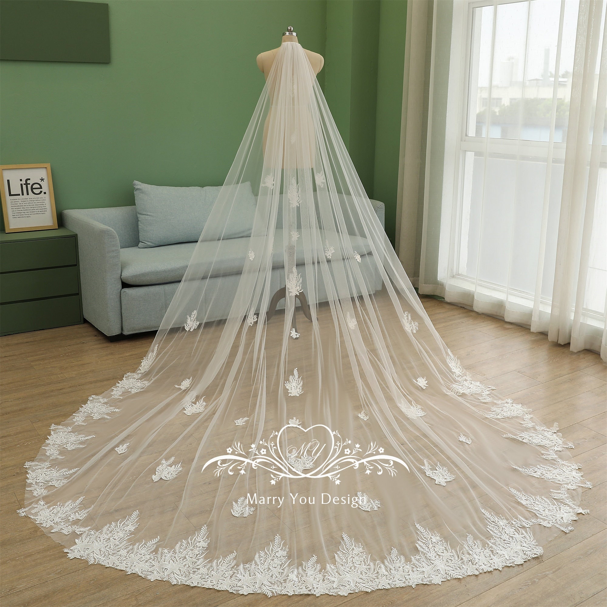 Veils With Crystals Beach Weddng Vels Style Nspraton Modern