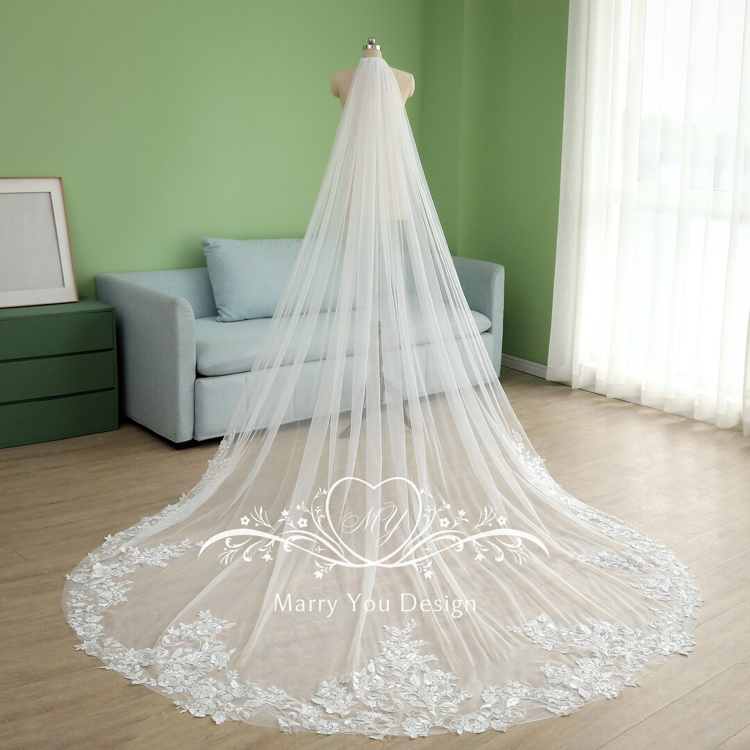 elegant-floral-lace-applique-wedding-veil-tulle-bridal-veil-with-comb