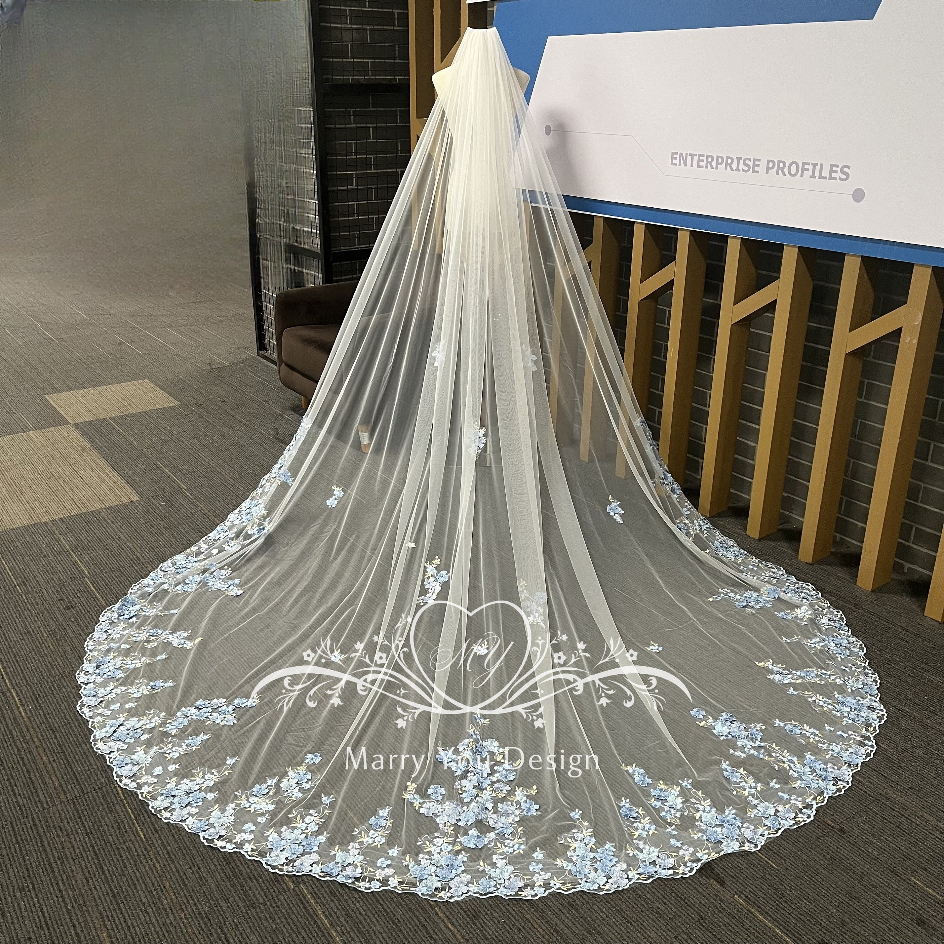 Dreamy Ocean Theme Wedding Veil blue Floral Lace Wedding Veil edge dreamy-ocean-theme-wedding-veil-blue-floral-lace-wedding-veil-edge