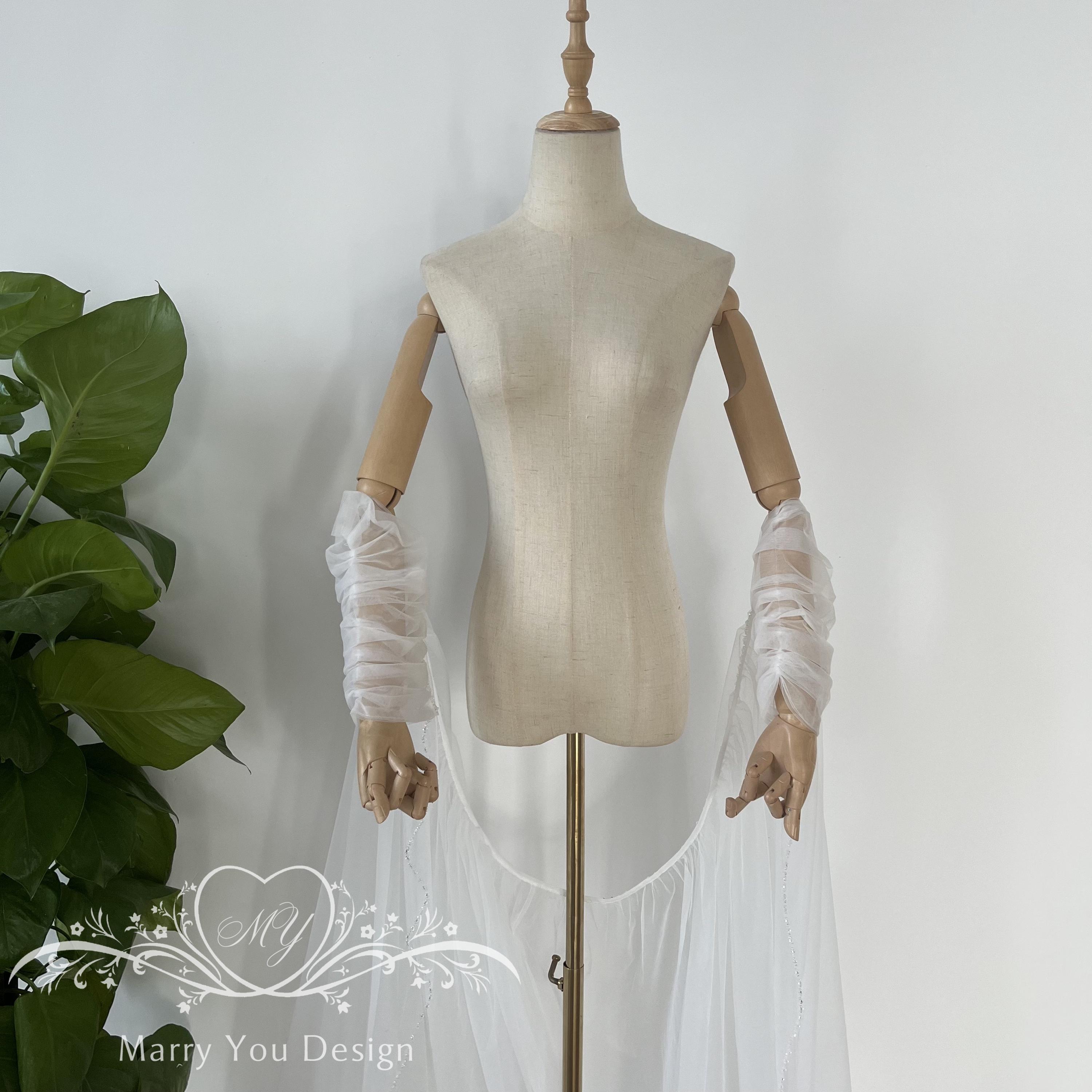 Minimalist Tulle Wedding Cape,pleating Half-sleeves With Long Train ...