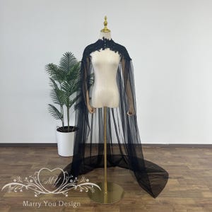 Gothic Wedding Cape,Black Floral Lace Bridal Veil Cape,Floral Lace Cathedral Veil,Floral Lace Cape Bridal,Long Capelet for Wedding
