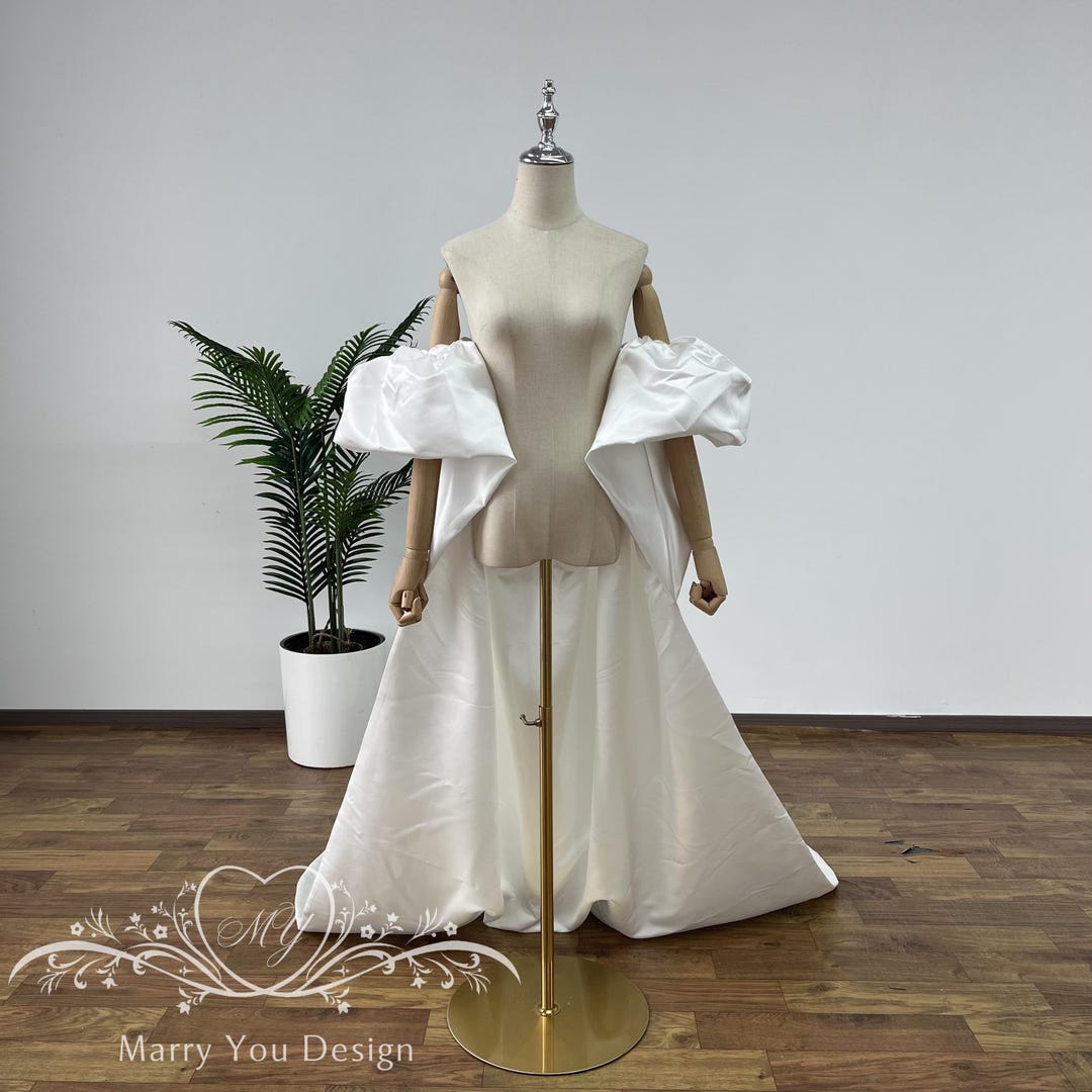 Dramatic Puff Sleeve Bridal Cape – Detachable Satin Train Wrap for Wedding Dress main image 1