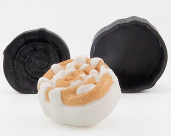 Cinnabon Swirl Bath Bomb Mold, DIY original BathBombs Set 3D Printed Kit, Fun Gift Idea for Food Lovers