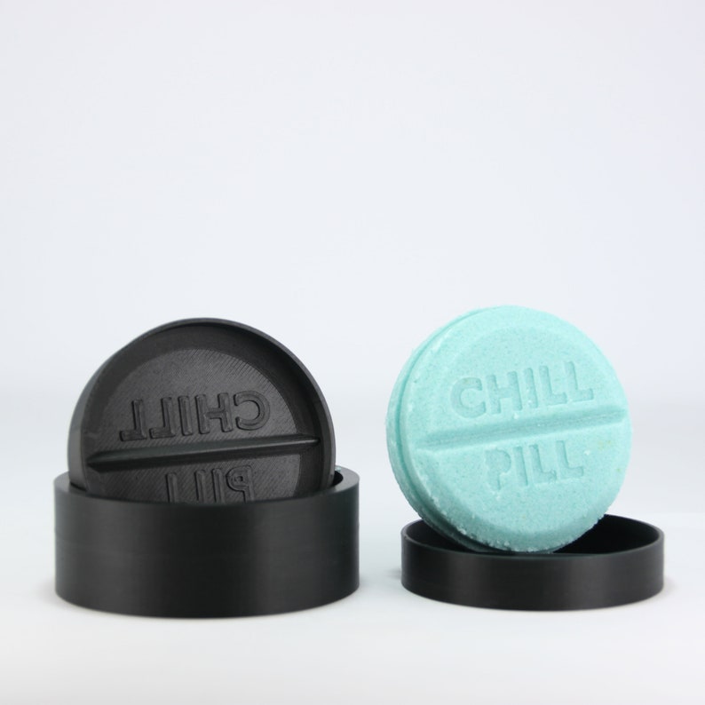 CHILL PILL Bath Bomb Mold, DIY original BathBombs Set 3D Printed Kit, Fun Gift Idea for Mom's & Kids image 3