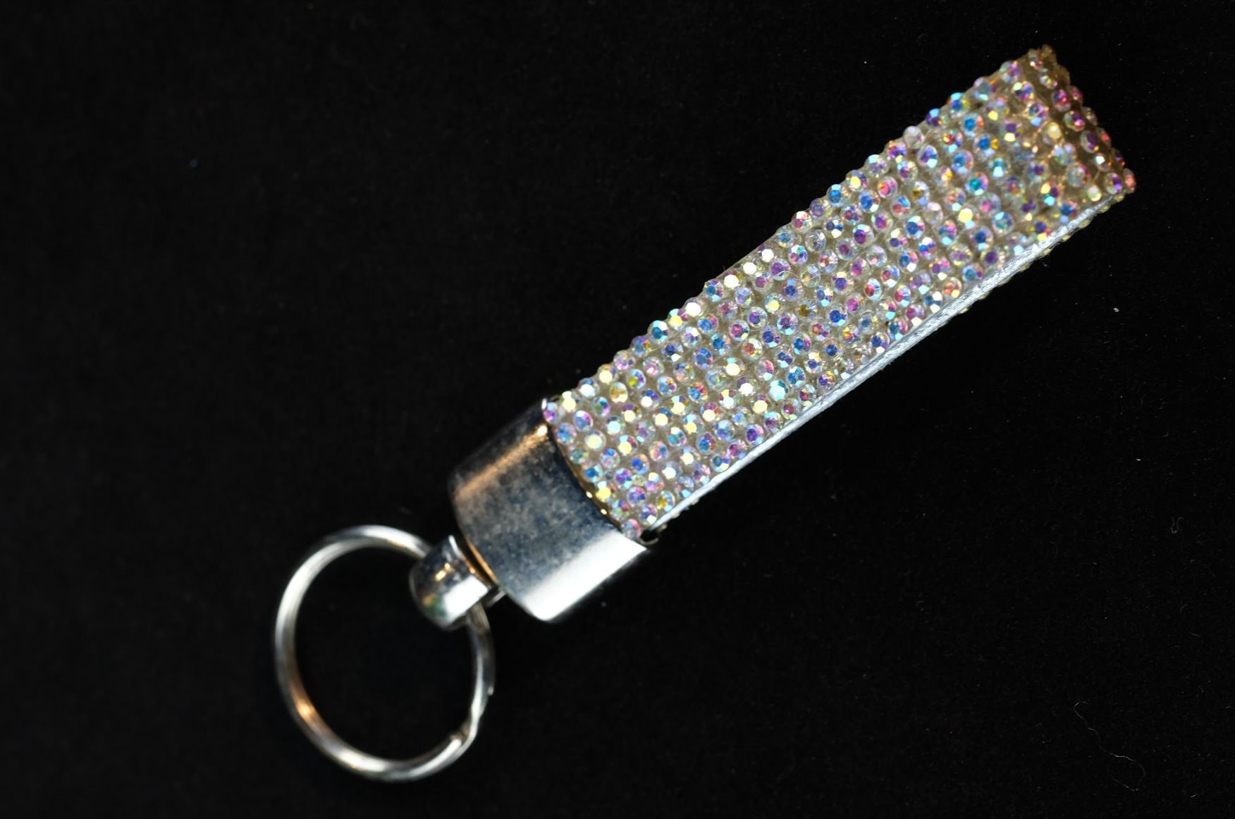 BlingPink USA Luxury CC Eiffel Tower Car Key Chains Women Bag Handbag Pendants Plush Keychain Gift Jewelry