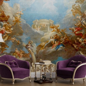 Pu&ograve; includere: Un dipinto di un affresco a soffitto che raffigura angeli e cherubini in un ambiente celeste. L'affresco &egrave; dipinto in tonalit&agrave; di blu, bianco e oro. Due poltrone in velluto viola con bordi dorati sono posizionate di fronte all'affresco.