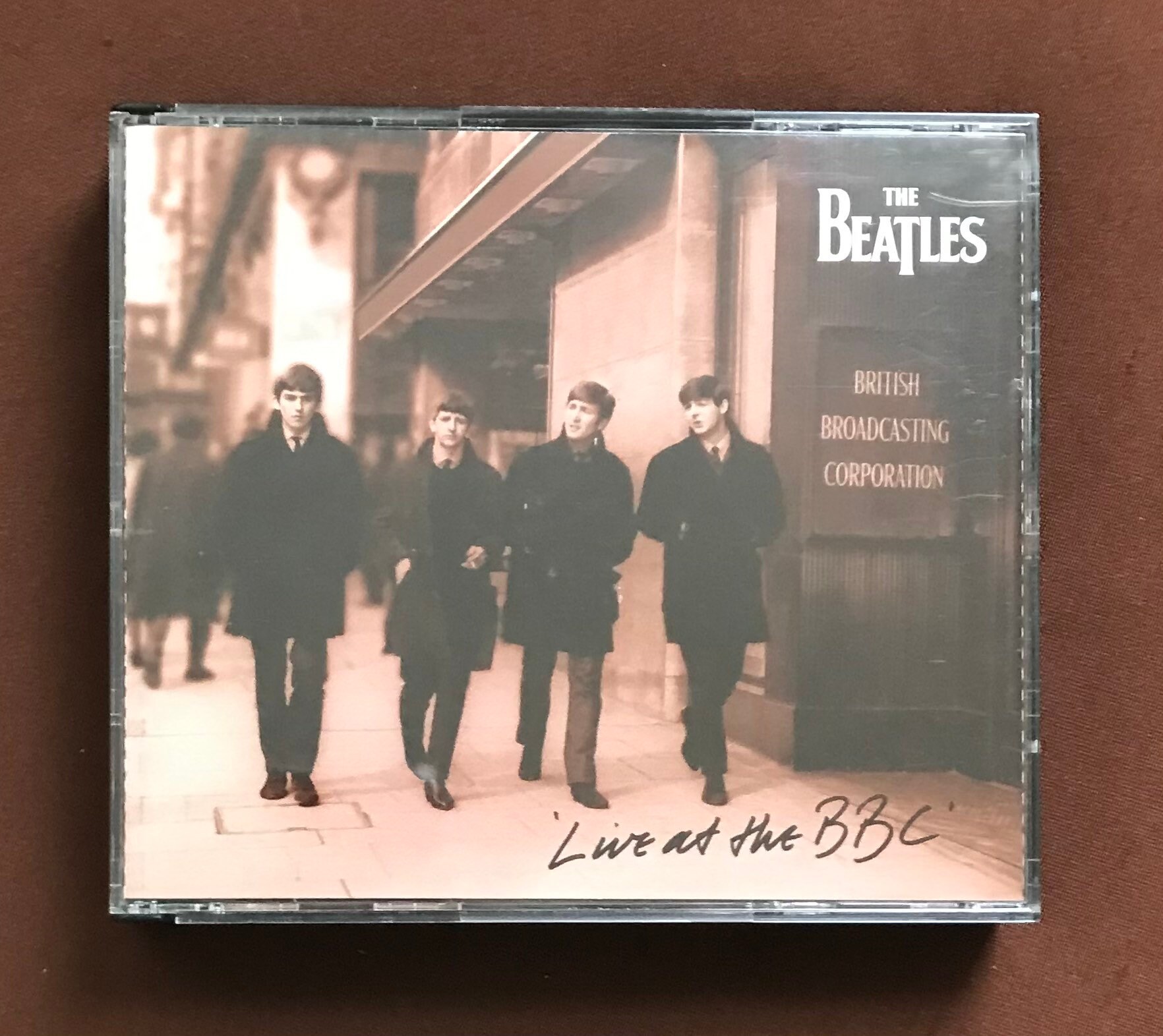 beatles live at the bbc (RARE SET!!） The Beatles Live At The BBC Volumes 1 & 2 4CD