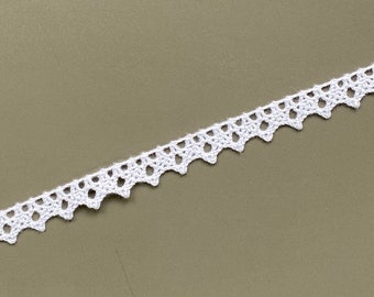 Vintage geometric scalloped edge cluny cotton crochet lace trim, 1/2" 1.2cm wide, Off White