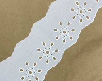 Star scalloped edge cotton eyelet lace trim, 3 1/4" wide, Broderie anglaise, White