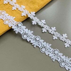 Hollow out flower synthetic venise lace trim, 3/4&quot; 1&quot; (2 cm 2.6 cm) wide, Ivory, White, Polyester lace, Rayon lace, Guipure Lace