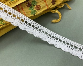 Circle scalloped cotton cluny lace trim, 1" 2.5 cm wide, Ivory, Crochet lace, Geometric lace