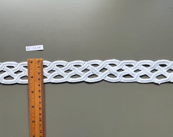 Wavy Zic Zac Venice Lace Trim, 1 9/16