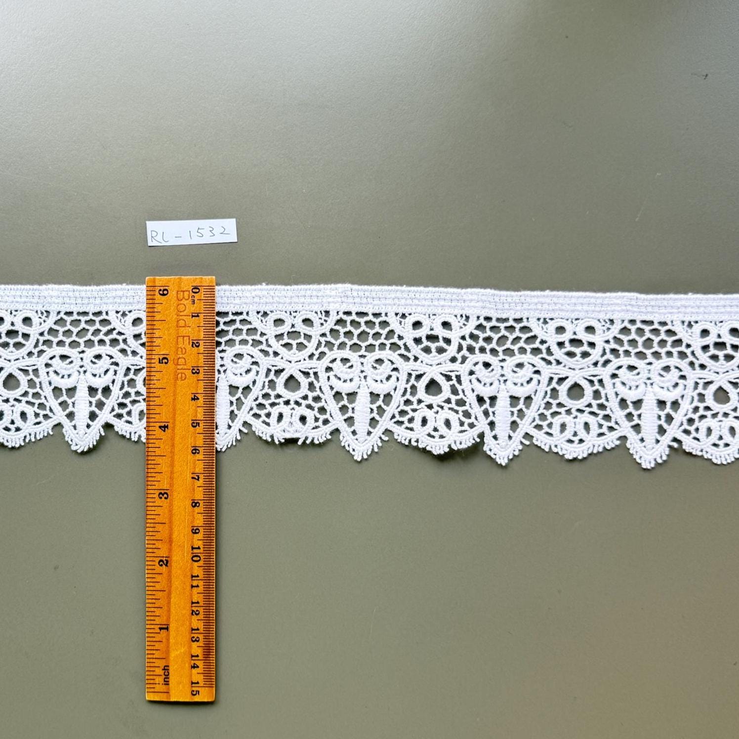 Vintage Scalloped Edge Cotton Venice Lace Trim, 2 3/8
