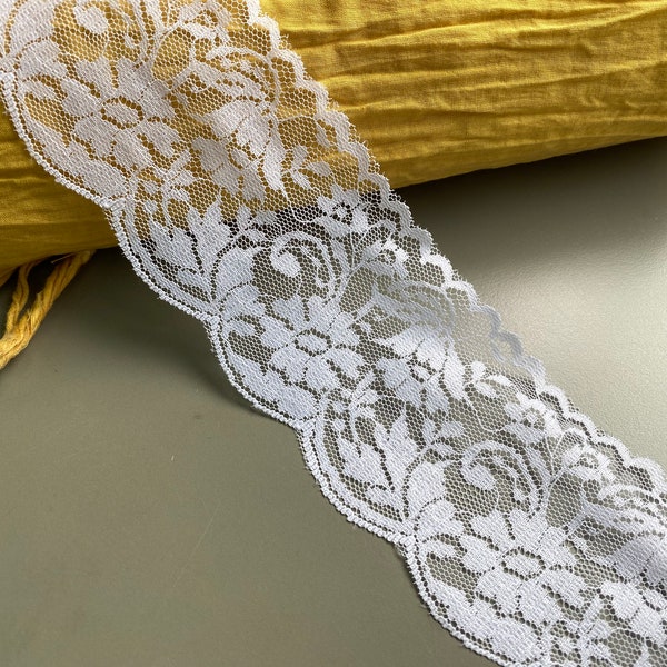 3 yards White double scallop flower galloon lace trim, 2 3/8" 6 cm wide, Non-stretch, Lace veil, Lingerie lace, Bridal lace, Raschel lace