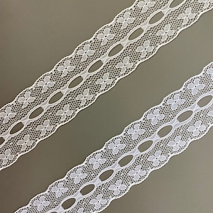 3 yards bloemen dubbele geschulpte rand nylon kralen raschelkant, 1 1/8" breed, niet-elastisch, ivoor, wit