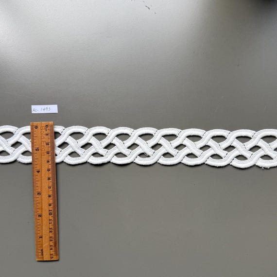 Wavy Zic Zac Venice Lace Trim, 1 9/16