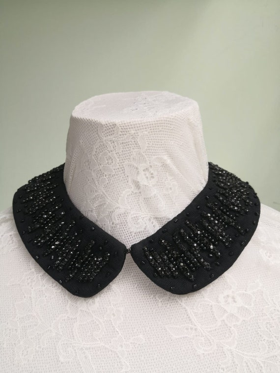 Polo da donna con perle e inserti in pizzo manica corta - Marta Morgan
