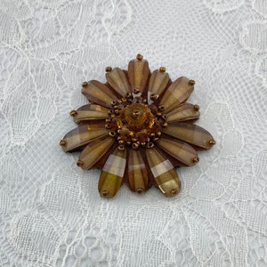 Yellow beaded floral hair clip, wedding hair clip, boho hair clip, 5cm x 5cm